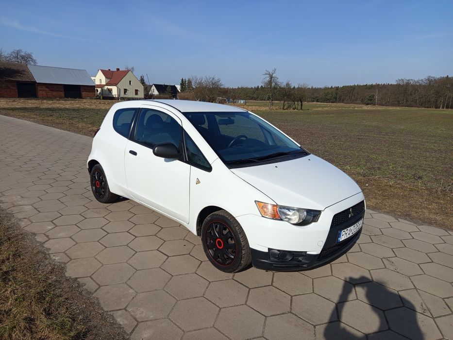 Mitsubishi Colt 2009 Benzyna Klimatyzacja