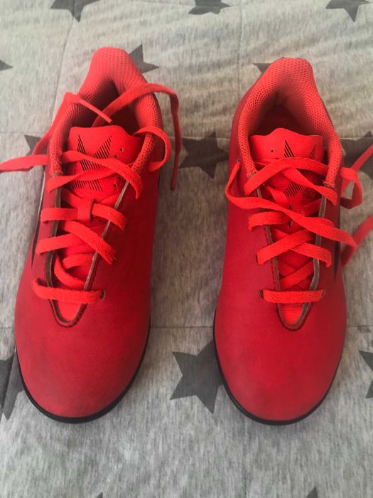 Chuteiras criança Adidas campo sintético 32