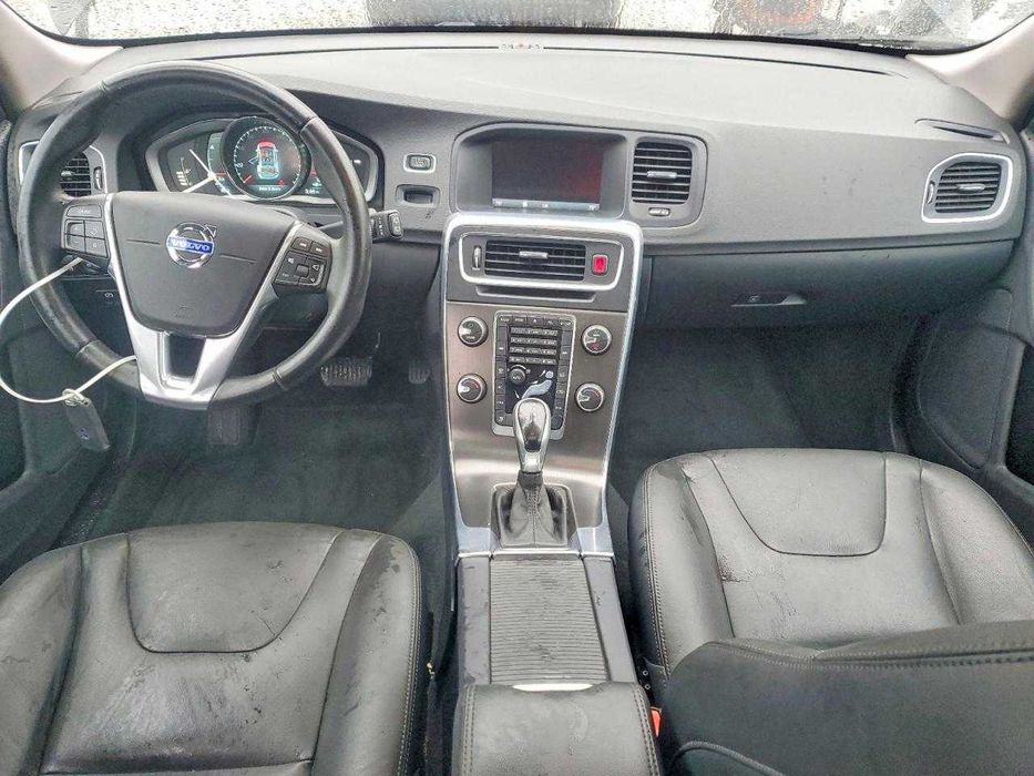 Volvo V60 Premier+ (2015)