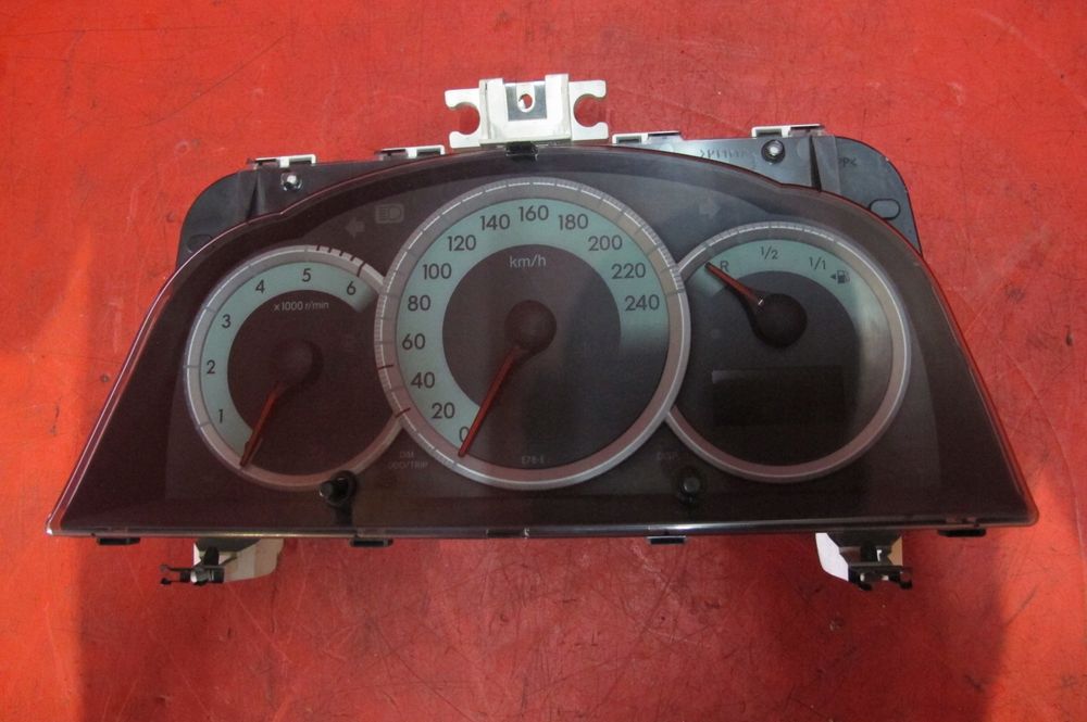 toyota corolla verso 2 ii 04- 2.2 d4d licznik zegary eu 83800-0f092-a