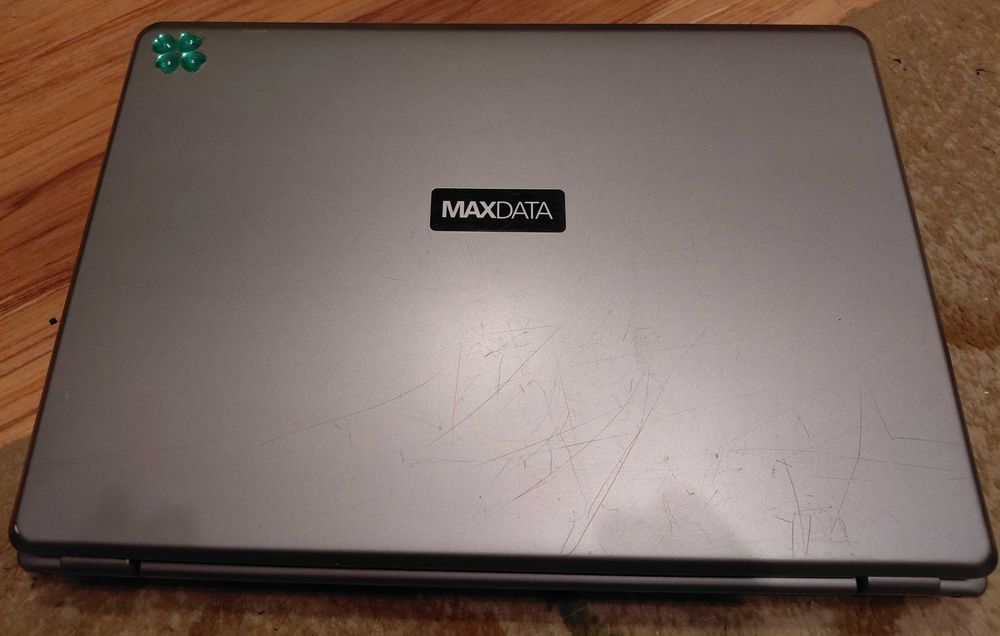 Laptopy na części/odzysk