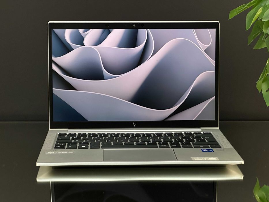 Kompaktowy laptop HP Elitebook 830 G8 mały 13 cali 16GB 512GB SSD FHD