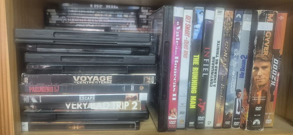 Dvd's bem estimados filmes anos 80 coleção.