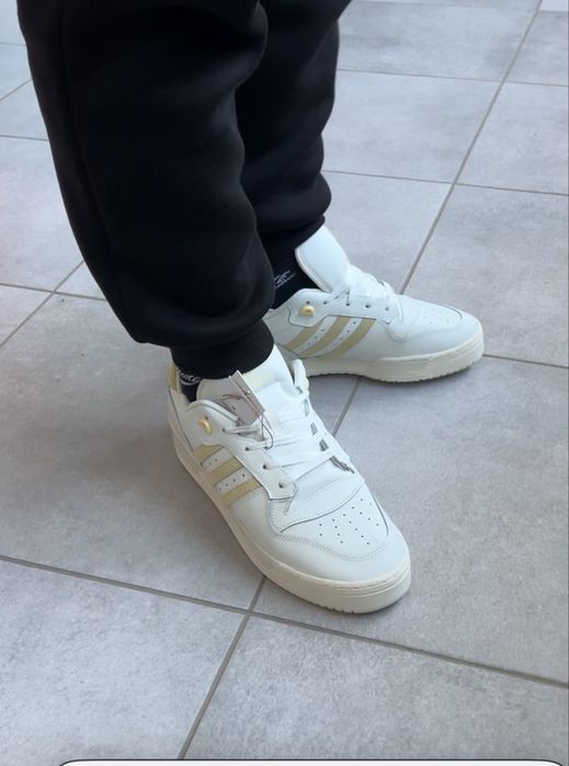 Чоловічі кросівки Adidas(оригінал).