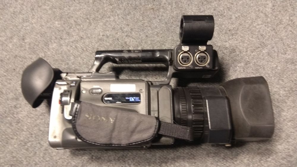 Видеокамера Sony DSR-PD170P формата DVCAM