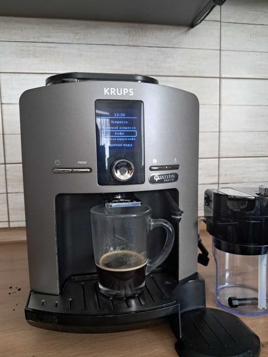 Сучасна Кавомашина KRUPS Quattro EA 82 кофемашина