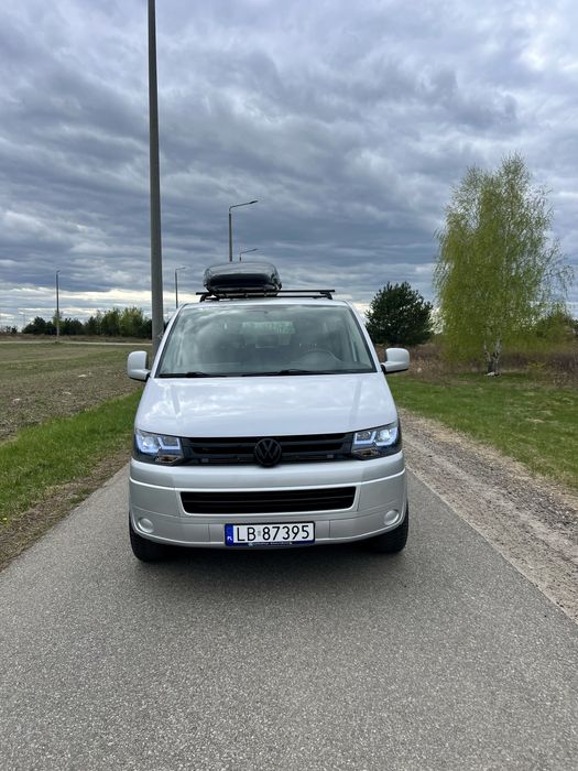Wynajem VW Multivan Long z boxem dachowym – 5, 7 LUB 8 Osób