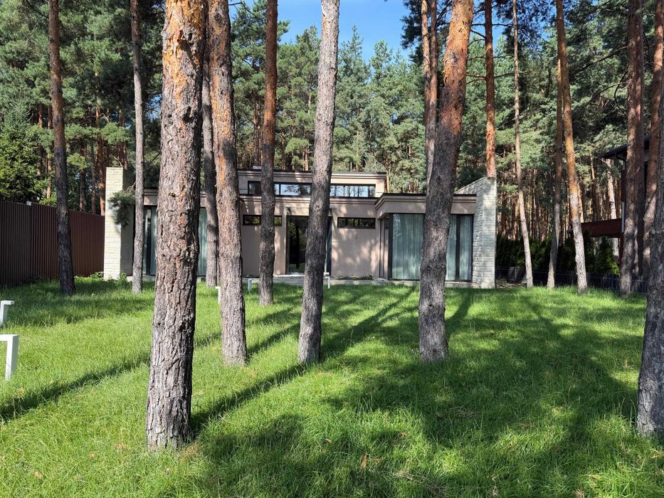 Чарівність бездоганності Американська вілла під Києвом Riviera Village