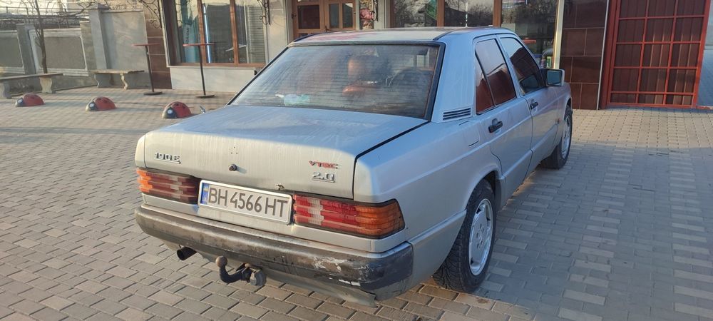 Продам Мерседес. Е190