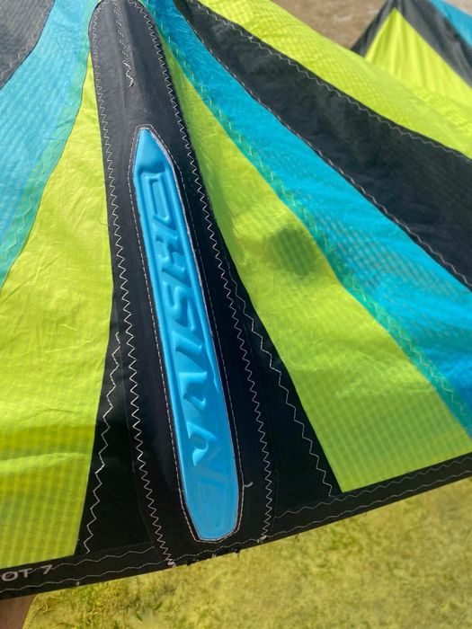 Kite Naish Pivo 7m