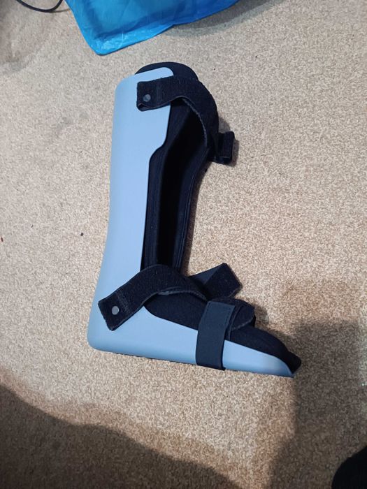 Деротаційний чобіток