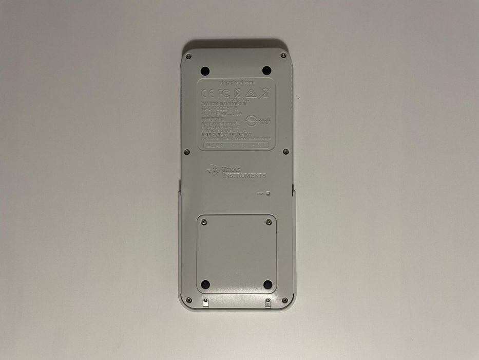 Calculadora Texas Gráfica TI-84 Plus CE-T Python Edition