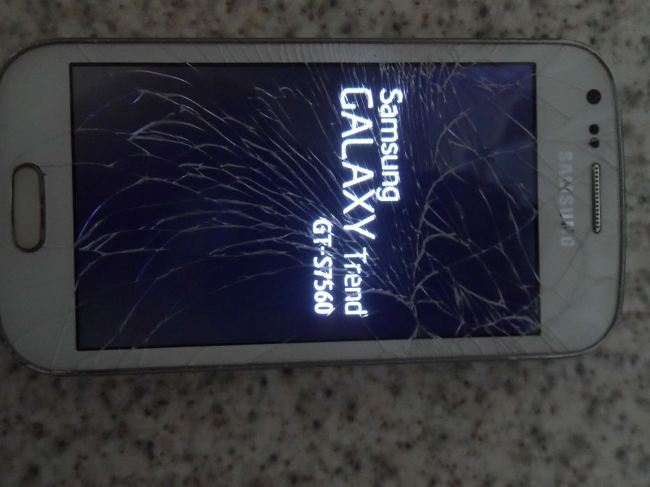 Samsung Galaxy Trend GT-S7560 na części