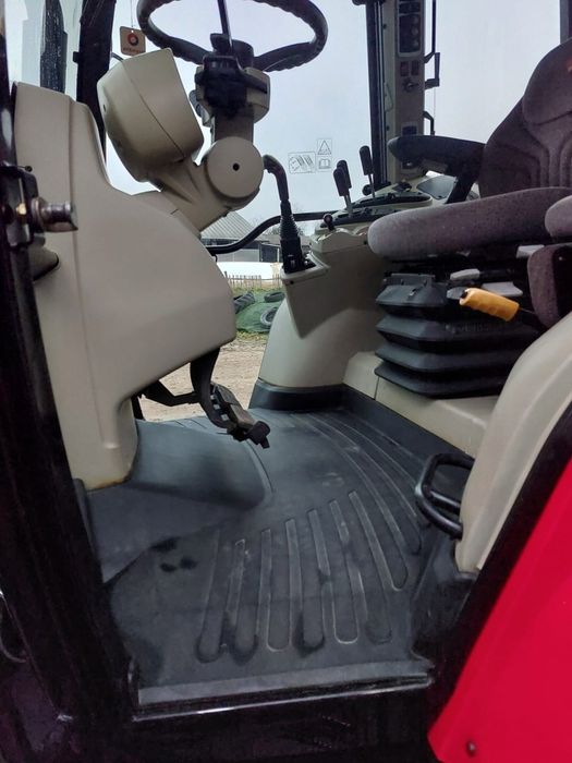 Massey Fergusson 5608 Dyna 4 ,tylko 2500 mth 85 kM+ładowacz Super stan