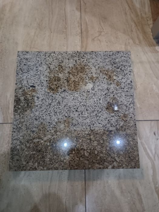 Kamień, granit do pizzy 35x35 cm