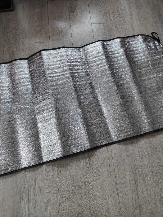 Osłona słoneczna na przednią szybę auta 140x70