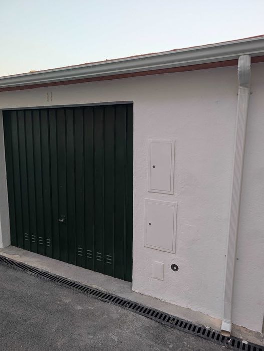 Garagem Box no centro de Mem Martins