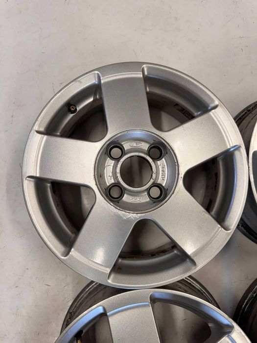 Felgi Aluminiowe FORD 4x108 6J x 15'' ET - 52,5 Ford Oryginał