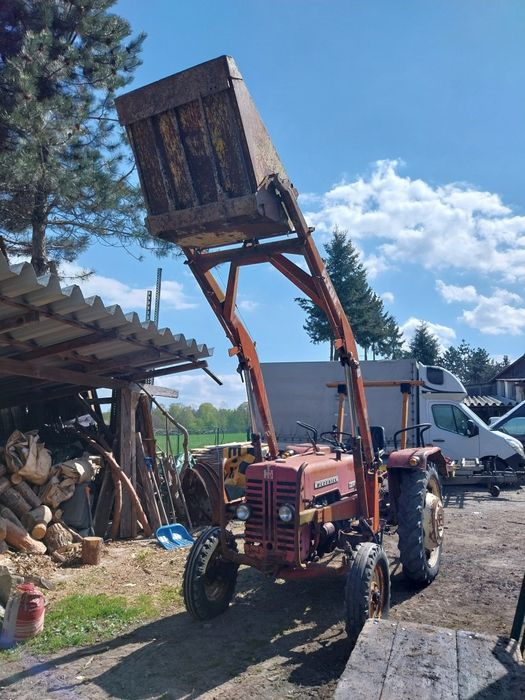 Traktor,Ciagnik McCormick D-322 IHC ,tur,papiery