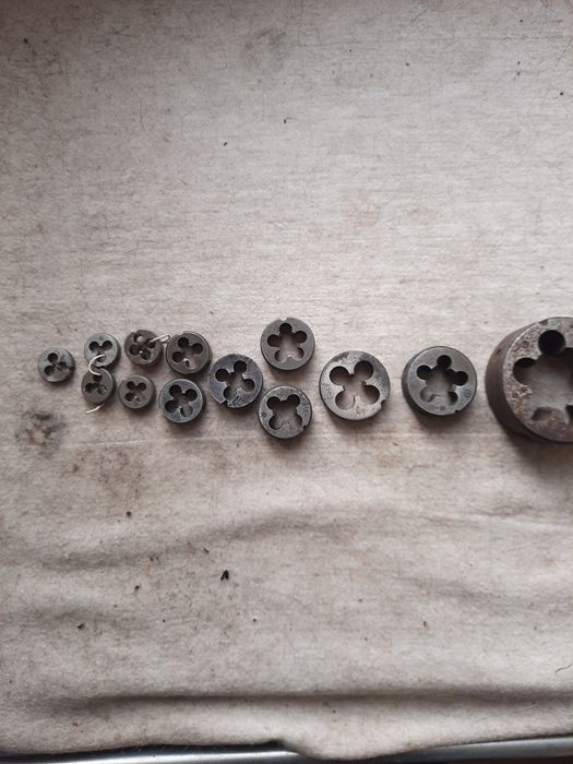 Метчіки та плашки  як для себе СОСР на будь який випадок