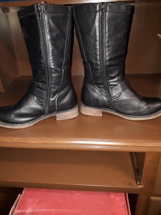 Botas  de criança 37