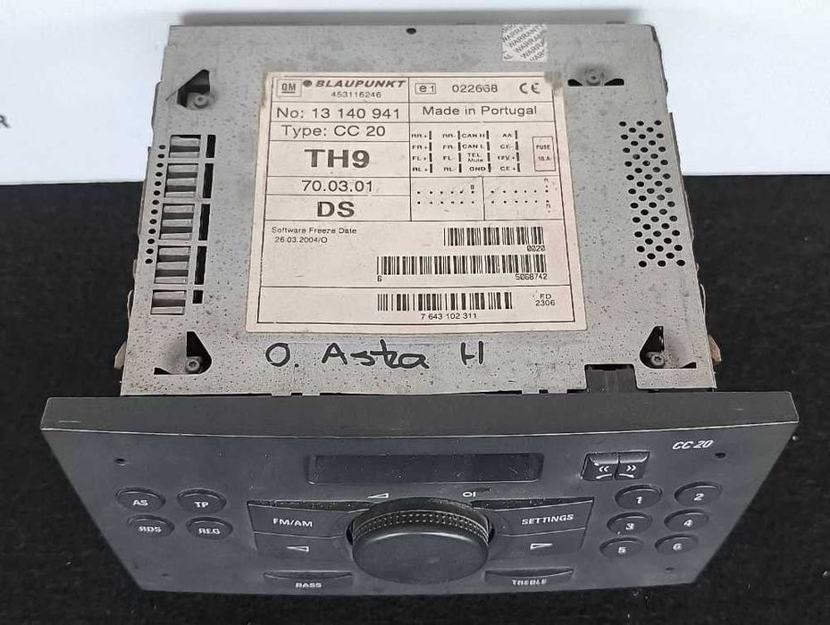 Rádio / Auto Rádio 13140941 - OPEL CORSA C