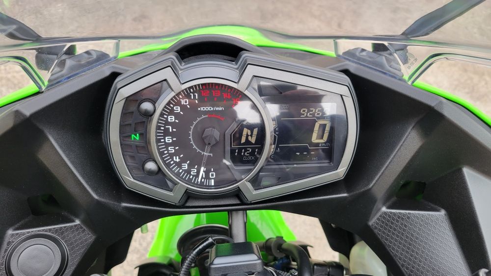 Kawasaki Ninja 400 2018p