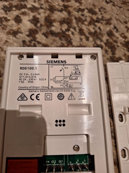 Sterownik termostat siemens RDE 100.1
