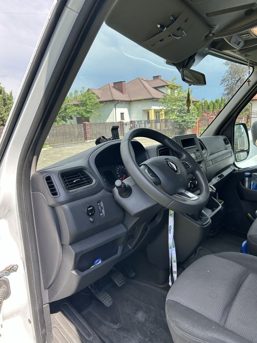 Zadbane Renault Master TWIN CAB BEZWYPADKOWY