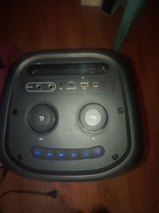 Coluna de som bluetooth NGS WILD TEMPER 57 cm de altura