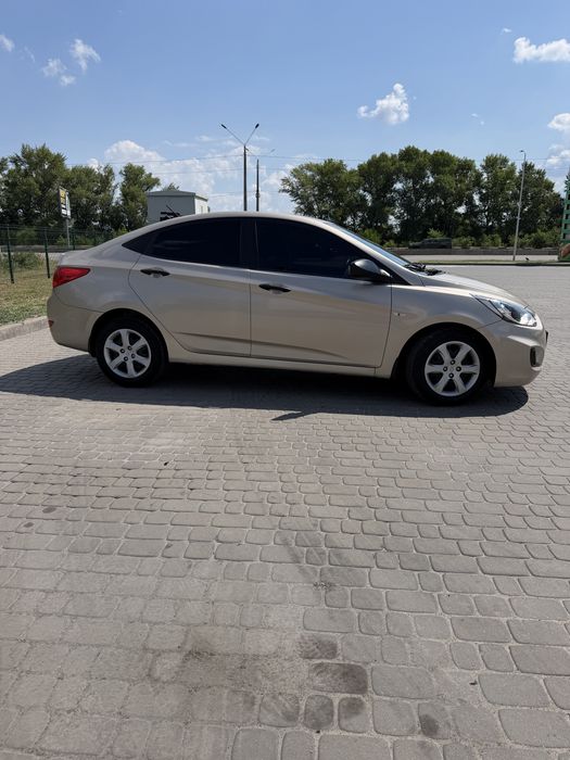 Продам Hyundai Accent