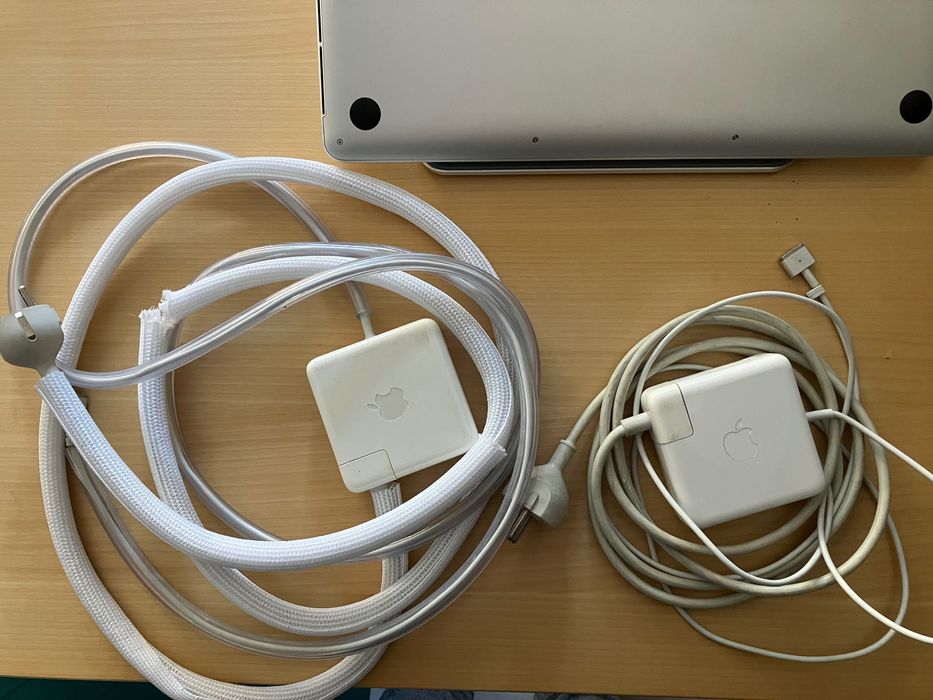 MacBook Pro Retina 15” i7 16GB SSD 256GB | Muito bom estado estético e totalmente funcional