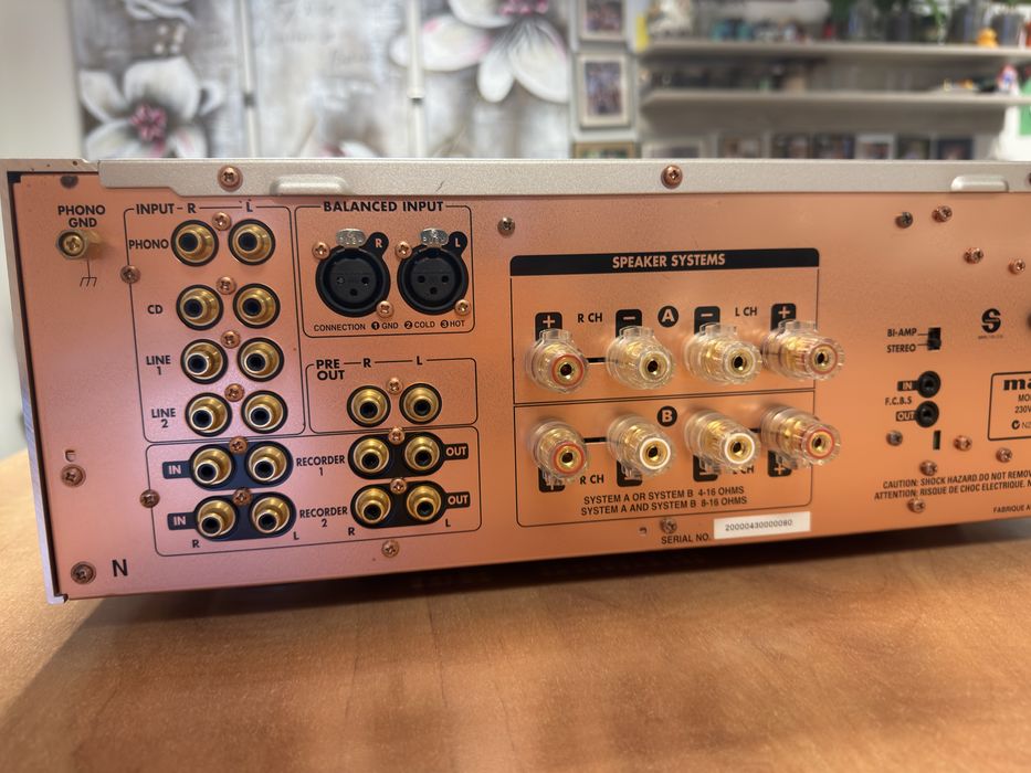 Інтегральний підсилювач Marantz PM-11S1