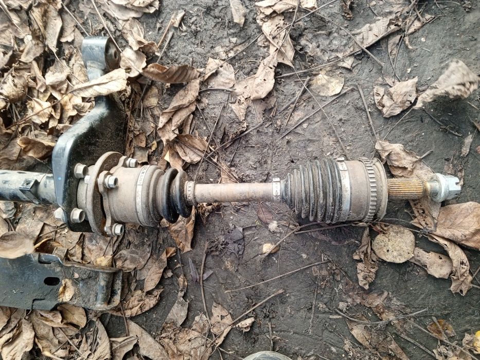 Передній міст л200