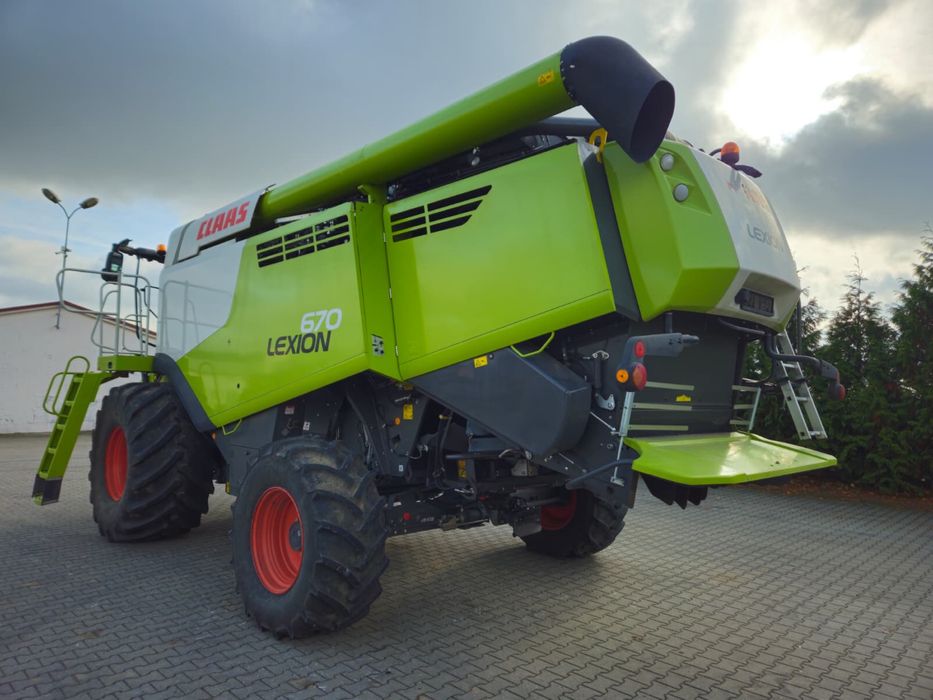 Claas Lexion 670 + V770 rok 2020