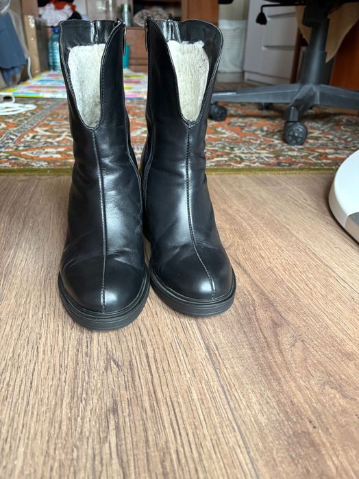 Шкіряні зимові ботильйони