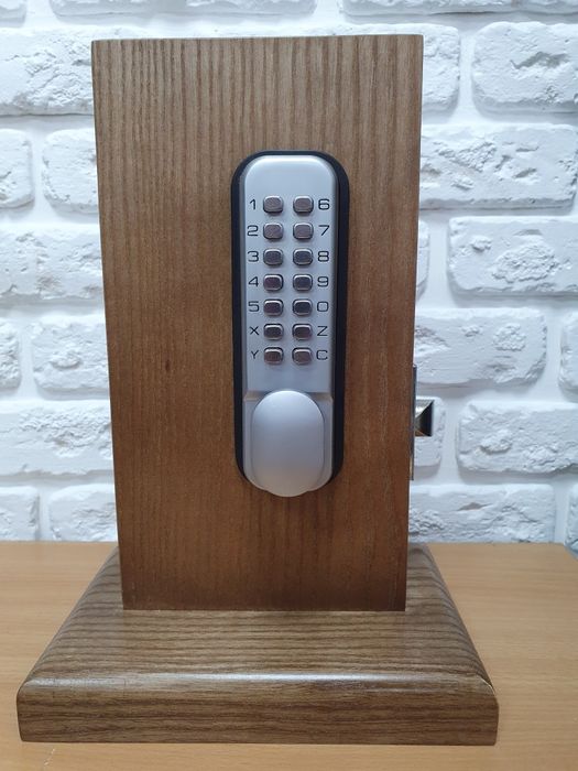 Кодовый механический замок