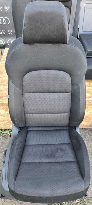 Сидіння + Карти на Skoda Superb 2 ліфтбек салон обшивки дверей