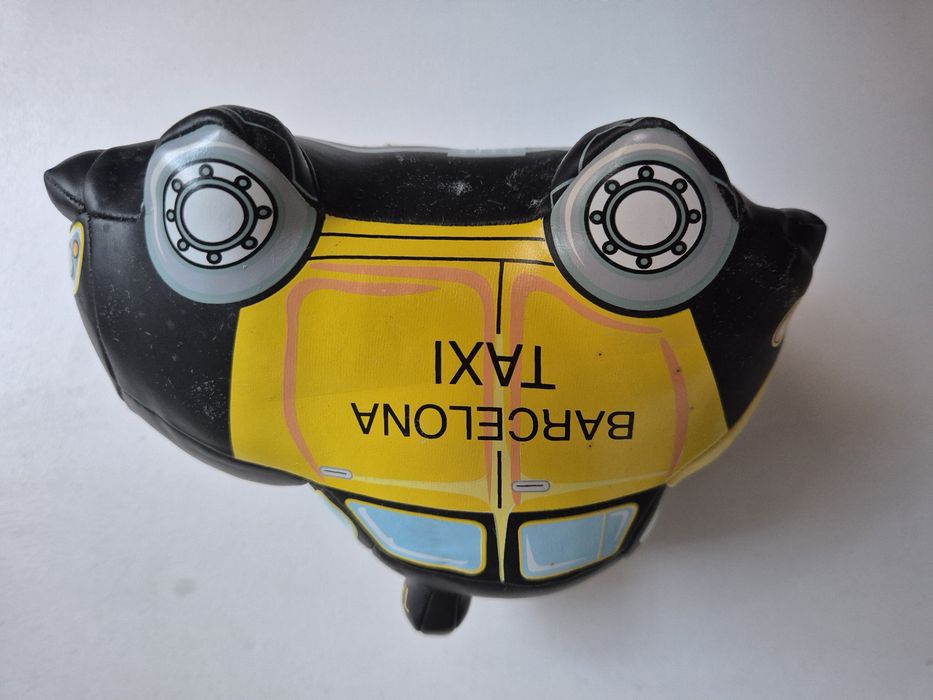 Carro taxi fofo para bebé