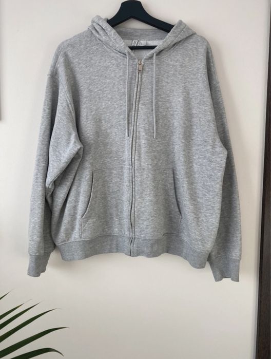 Rozpinana bluza z kapturem