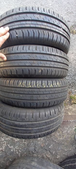 Комплект літньої ризини 165/60R15 Continental