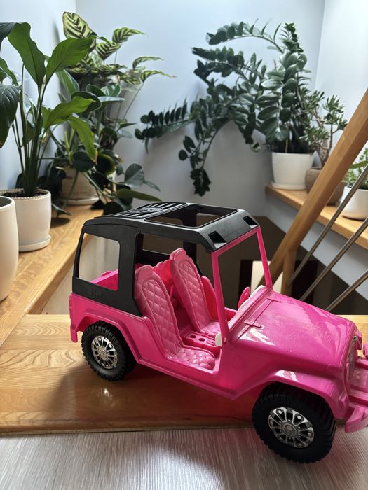 auto barbie w super stanie