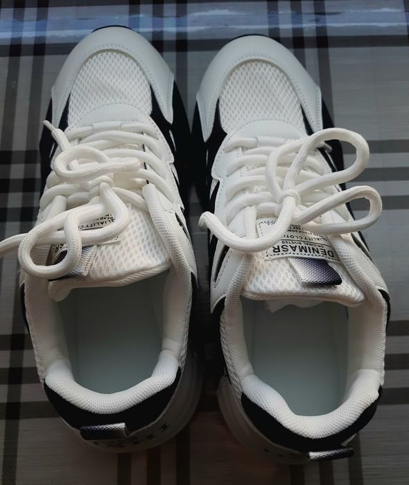 Кросівки чоловічі 43р