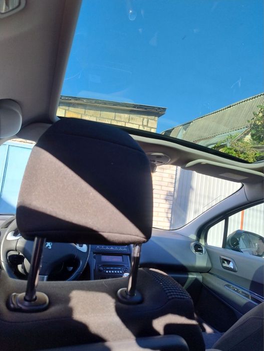 Peugeot 5008 ціна 7300 $