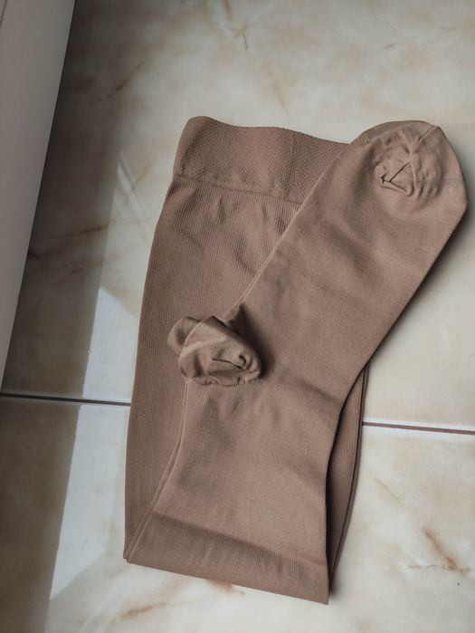 Продам новые компрессионные гольфы бежевого цвета, размер XL.