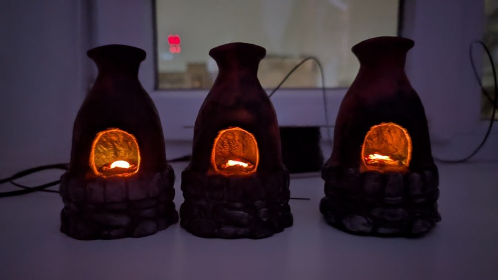 Фигурки из разных игор ,аниме/пічка з гри Rust / Світильник