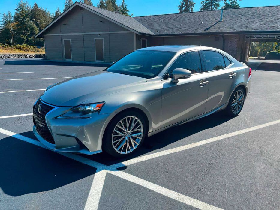 Lexus IS 300      2016