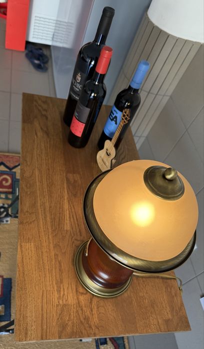 Mesa em pés de Singer aranha