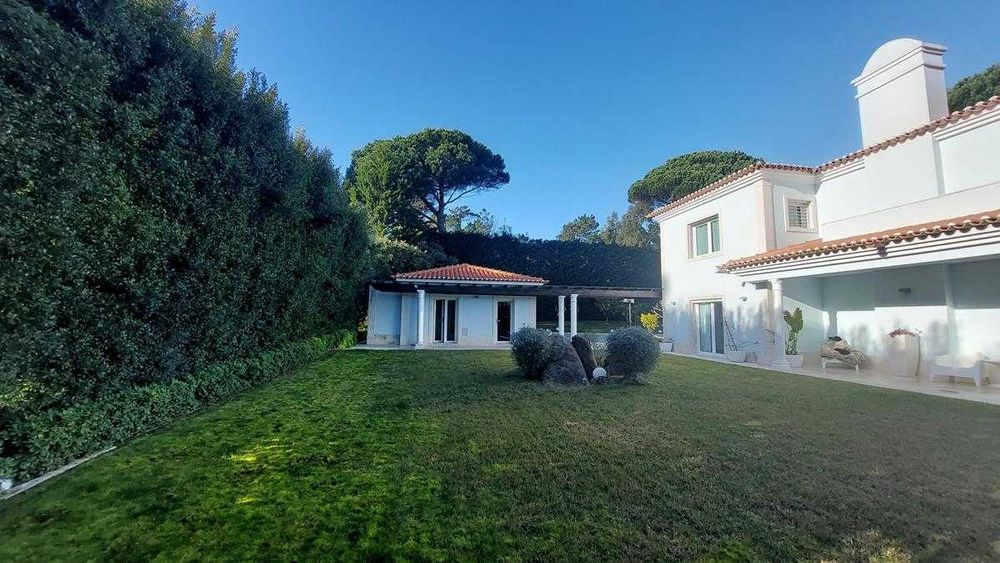 Moradia de luxo V6 na Quinta da Penha Longa