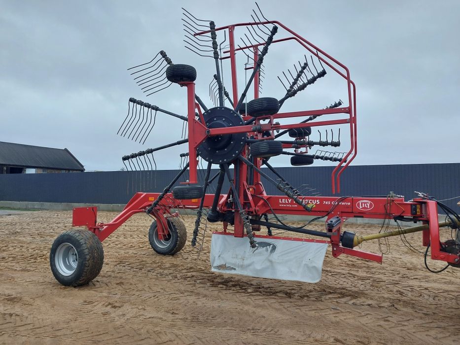 Zgrabiarka dwugwiazdowa Lely 745 CD Vario